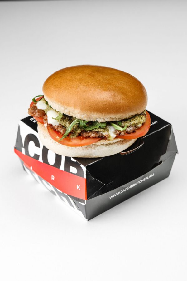 Mozarella pesto burger